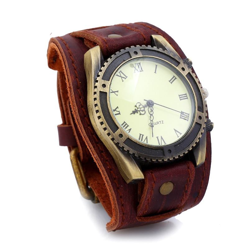 Retro Punk Style Leather Bands Menn Mote Pointer Quartz Watch