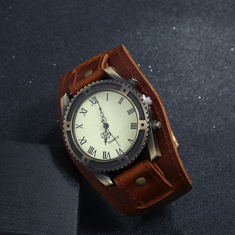 Vintage Cow Leather Armbånd Watch Justerbar Stropp Romertall Menn Quartz Watch