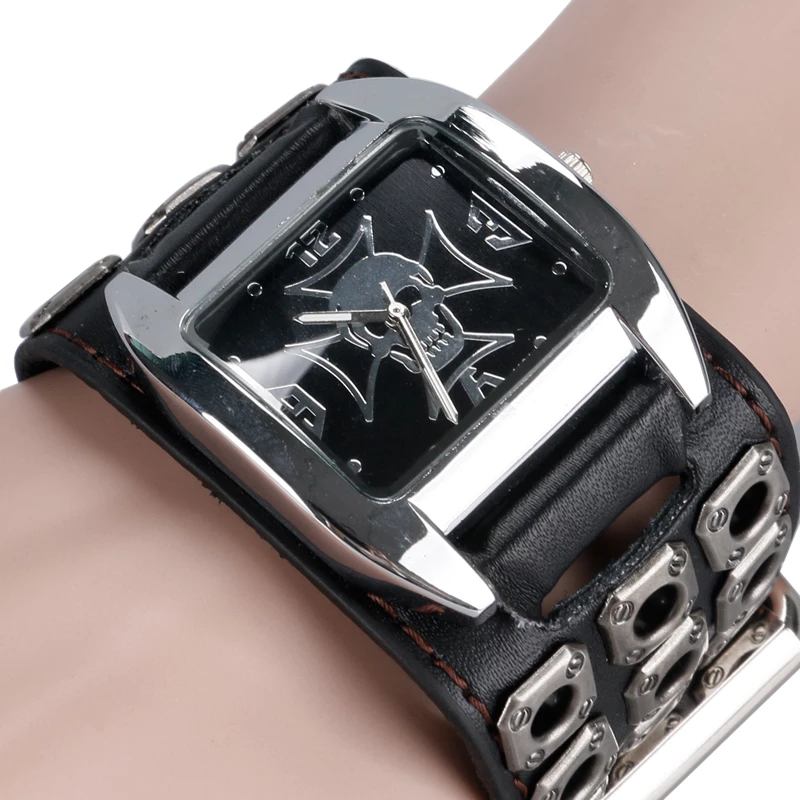 Vintage Square Dial Herre Watch Hollow Skull Leather Quartz Watch