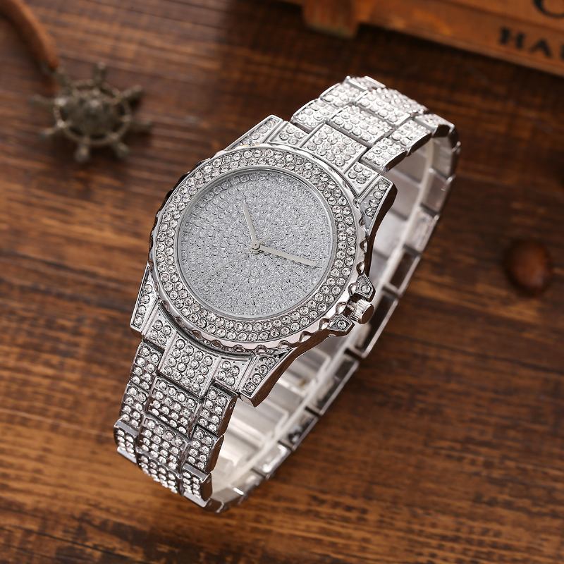 3 Stk Full Diamond Stålbånd Hip Hop Temperament Quartz Watch Rhinestone Armbånd Halskjede Sett