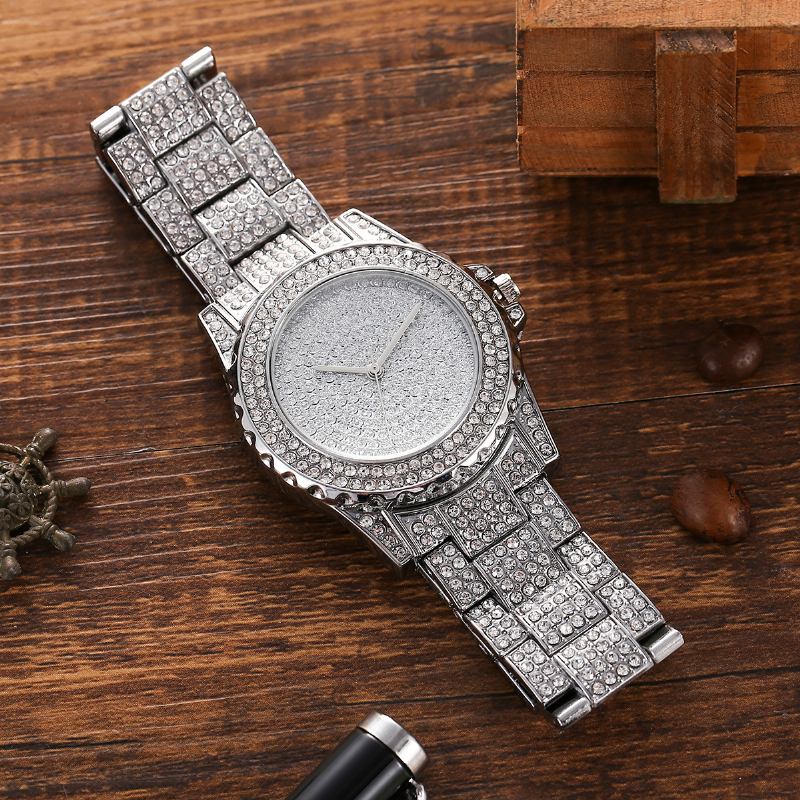 3 Stk Full Diamond Stålbånd Hip Hop Temperament Quartz Watch Rhinestone Armbånd Halskjede Sett