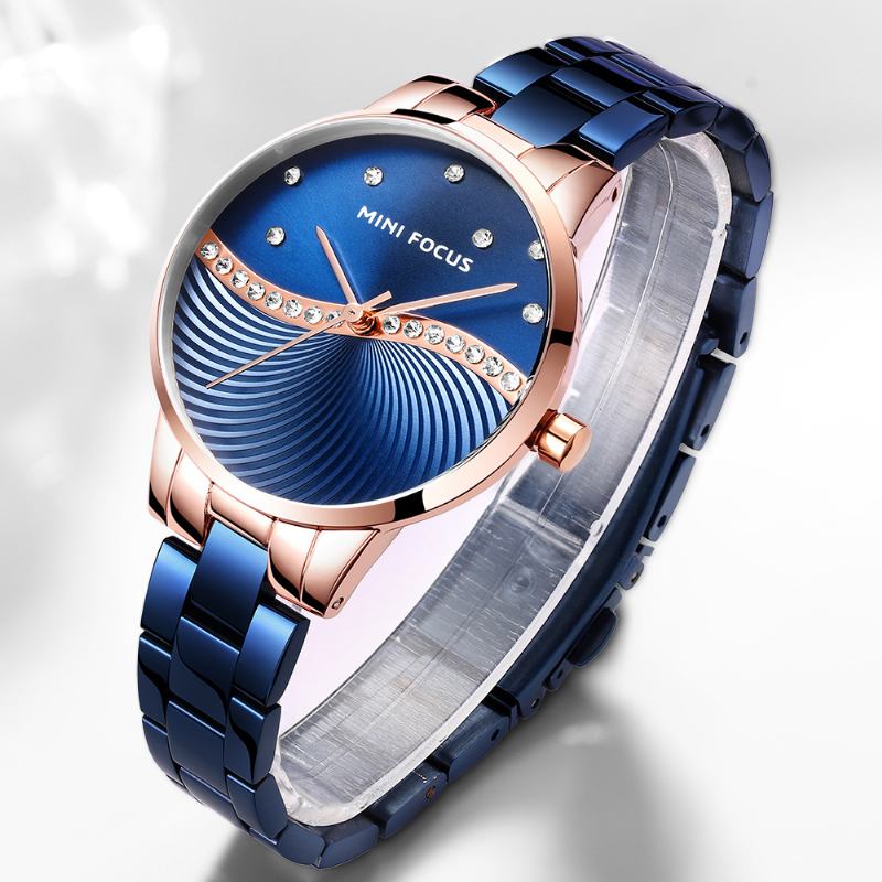 Enkel Deign Elegant Crystal Dame Armbåndsur Rustfritt Stål Quartz Watch