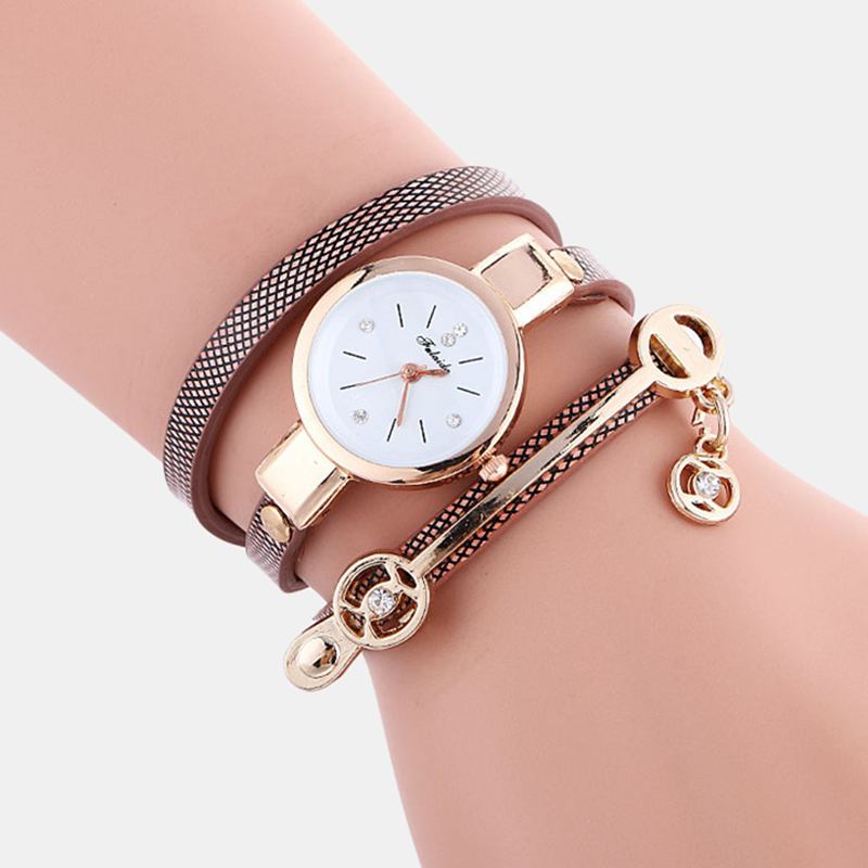 Retro Pu-rem Rhinestone Multi-layer Watch Metallanheng Justerbar Classic Lady Quartz Watch