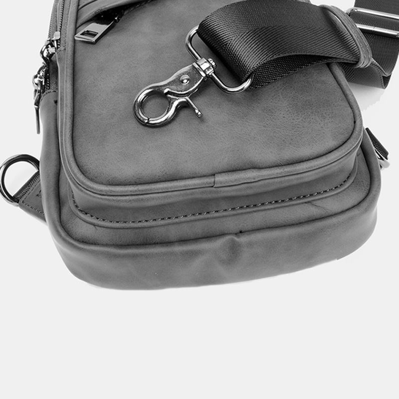 Ensfarget Hodetelefon-hulldesign For Menn Brystveske Med Flere Lommer Uformell Utendørs Pu Mykt Skinn Slitasjebestandig Crossbody-vesker Skulderveske