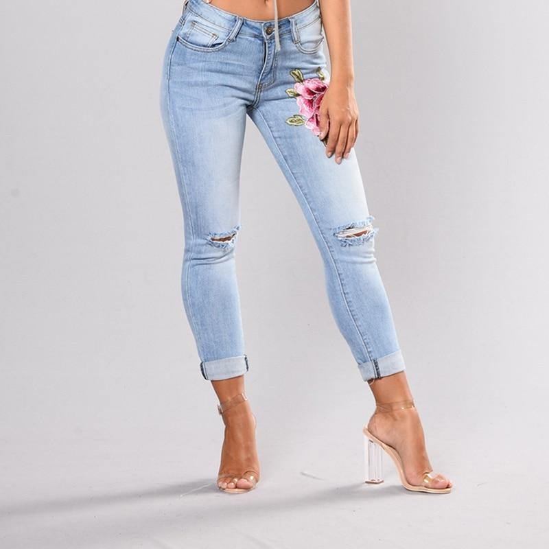 Stretchbroderte Jeans For Kvinner Elastiske Blomsterjeans Kvinne Slim Denimbukser Hull Rippet Rosemønster Jeans Pantalon Femme