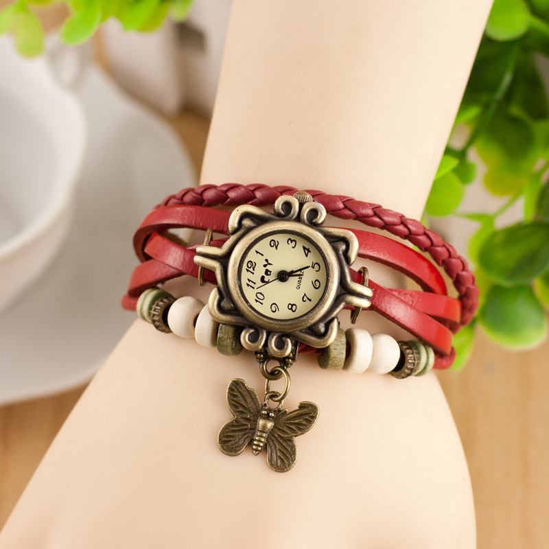 Retro Stil Flerlags Kvinner Armbånd Watch Butterfly Anheng Kvarts Klokker