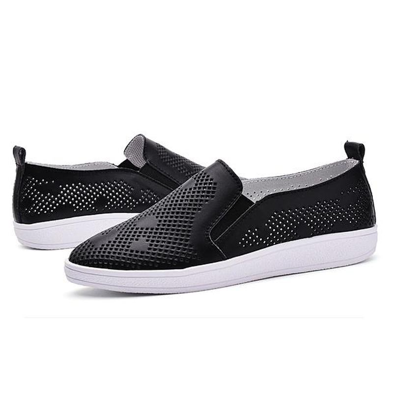 Kvinner Uformelle Pustende Loafers Hollow Out Slip-on Myk Såle Flate Sko