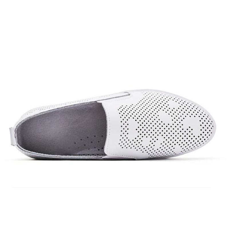 Kvinner Uformelle Pustende Loafers Hollow Out Slip-on Myk Såle Flate Sko