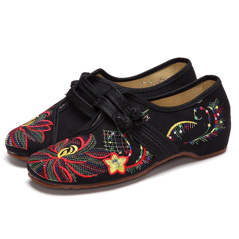 Us Størrelse 5-12 Kvinner Fritids Brodery Blomstrete Slip On Outdoor Flat Shoes