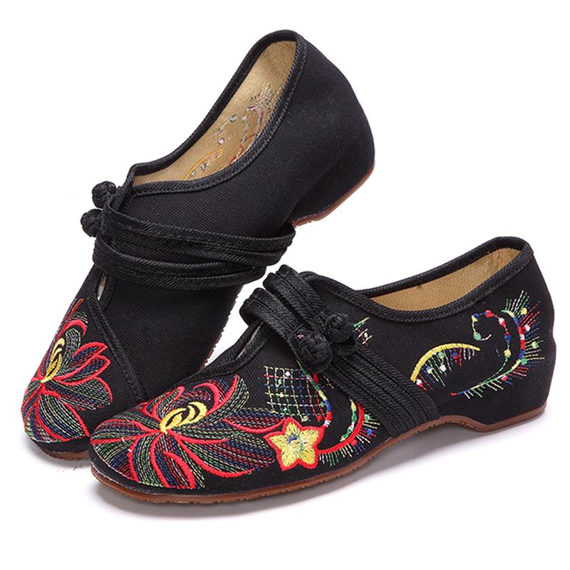 Us Størrelse 5-12 Kvinner Fritids Brodery Blomstrete Slip On Outdoor Flat Shoes