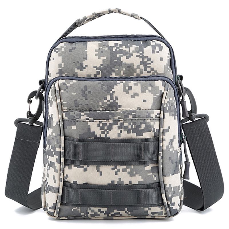 Menn Outdoor Sports Travel Camouflage Color Tactical Shoulder Crossbody Bag