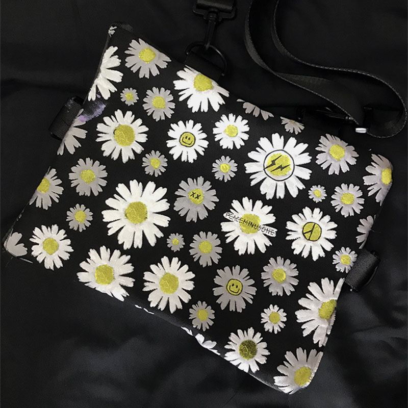 Kvinner Fritids Blomstrete Nylon Crossbody Veske Skulderveske