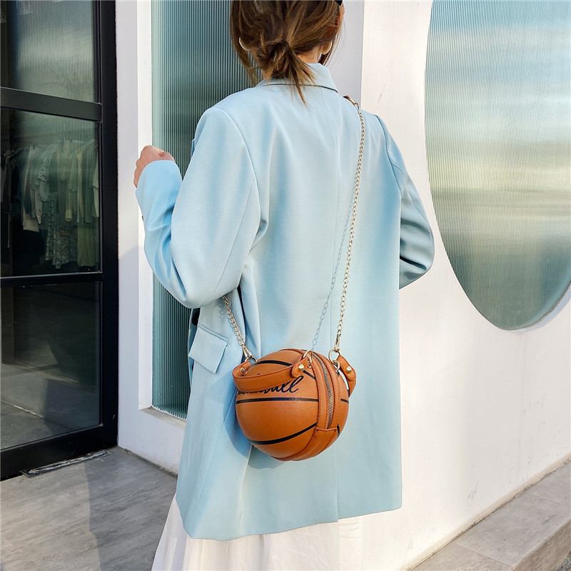 Kvinner Unik Design Basketball Fotball Look Mini Rund Veske Hangbag Mote Justerbar Skulderveske Cross Body Veske